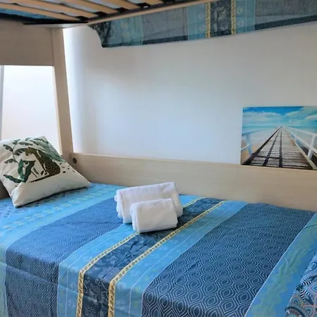 Lejlighed Charming Three-room With Terrace With Deckchairs And Side Sea View Lignano Sabbiadoro